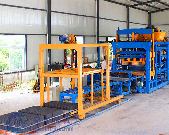 建筑磚機(jī)